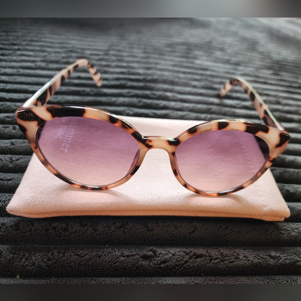 Summer & Rose Pink Tortoiseshell Round Sunglasses - Picture 3 of 4